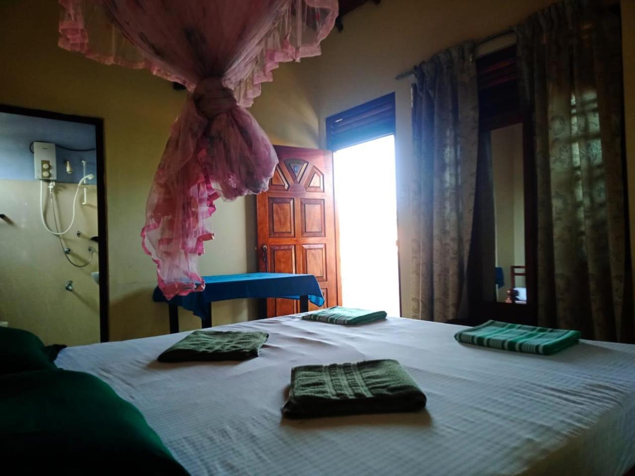 New Sea Lion Guest House Hikkaduwa Camera foto